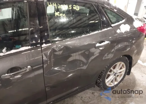 2016 Ford Focus Se z USA, uszkodzony, nr VIN 1FADP3F20GL329626